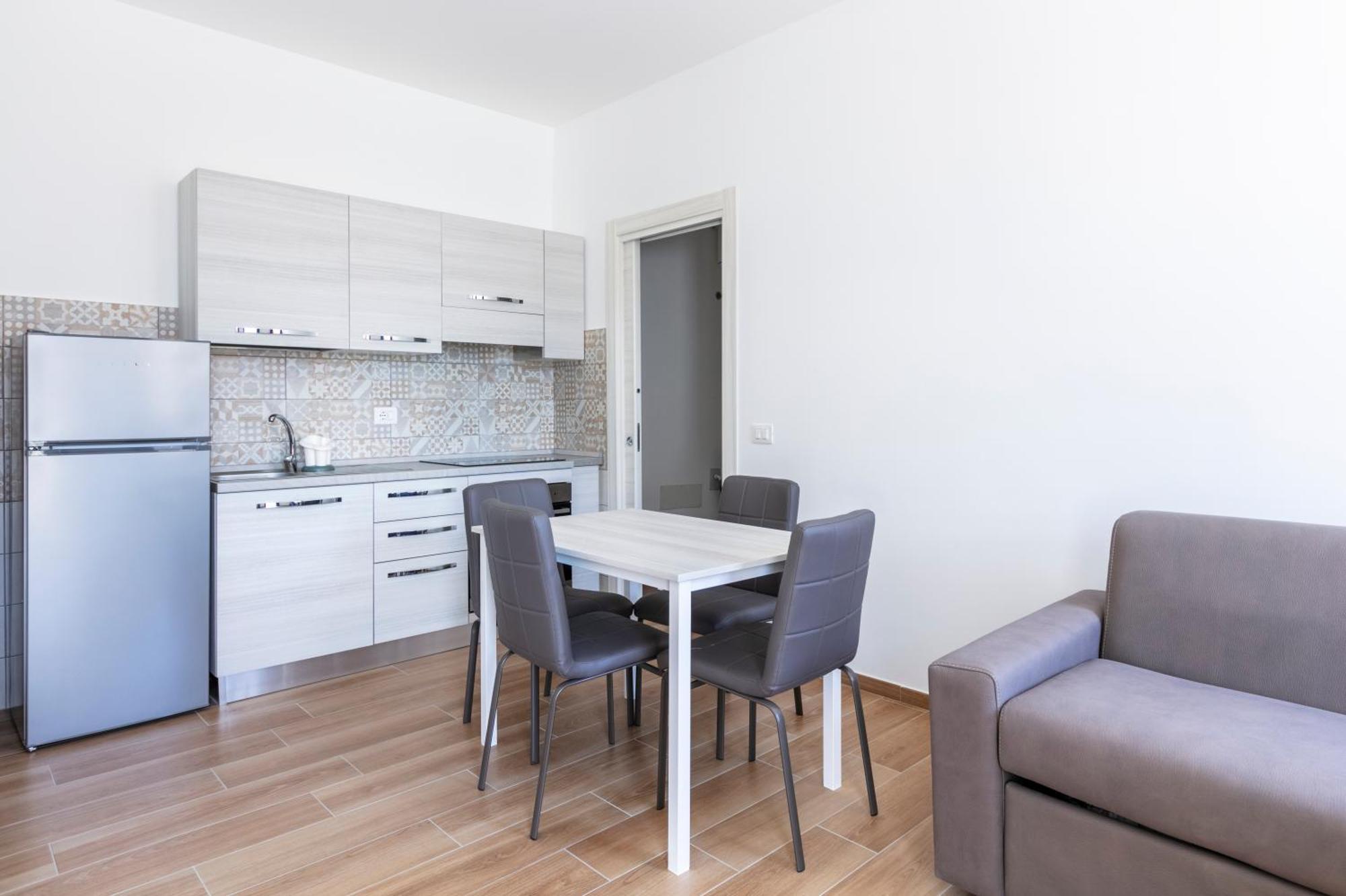 Residence Торваяника Екстериор снимка