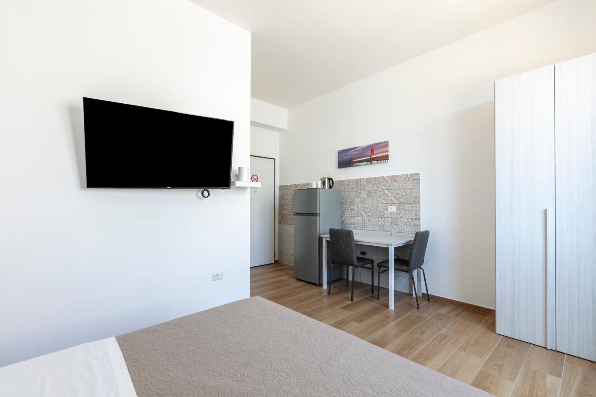 Residence Торваяника Екстериор снимка
