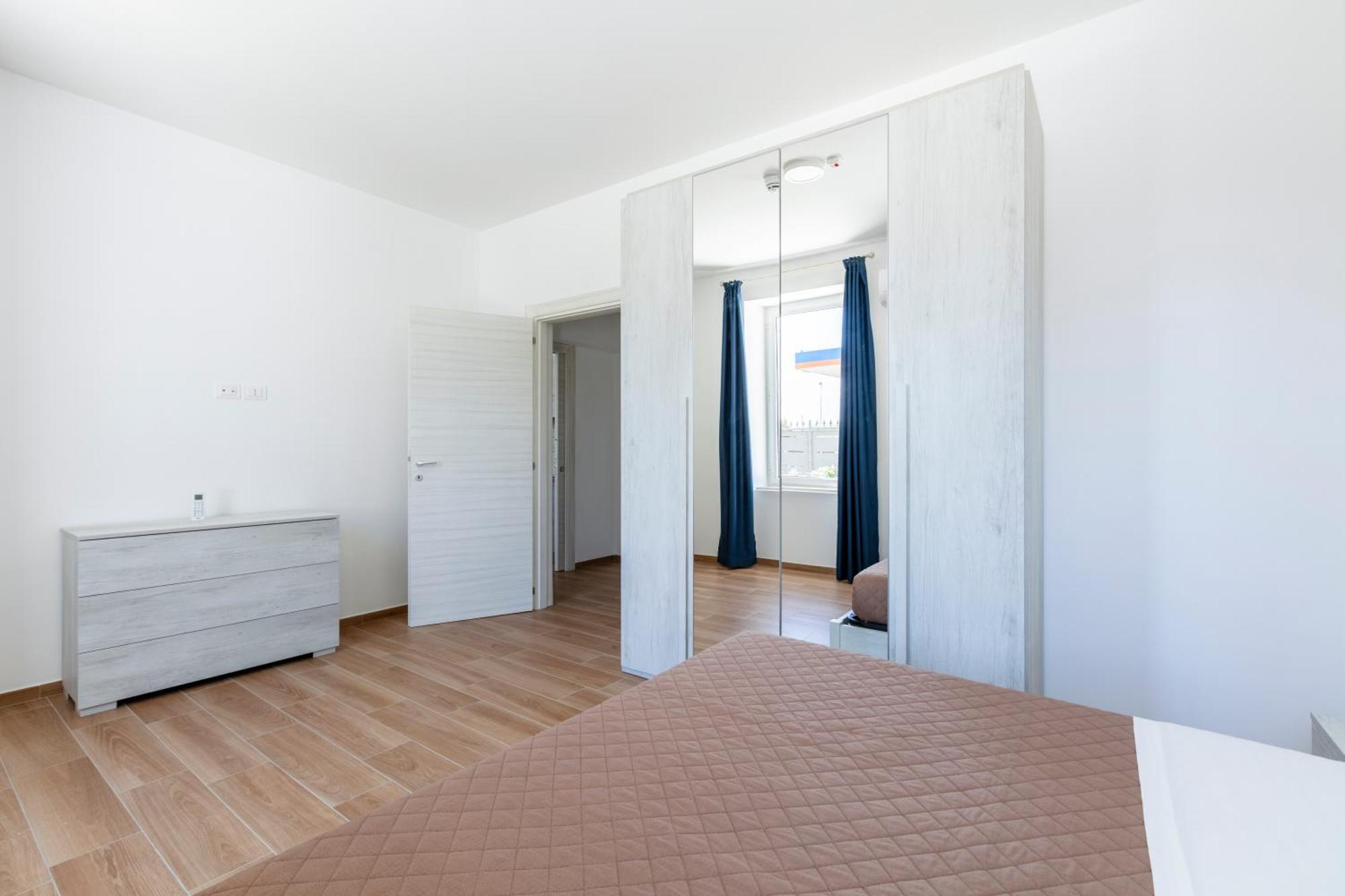Residence Торваяника Екстериор снимка